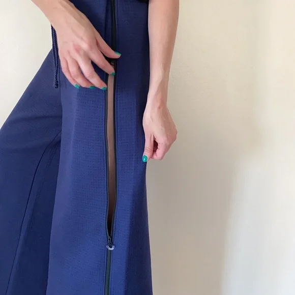 New Nike navy loose fit wide leg pants - Picture 5 of 9